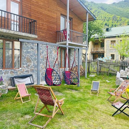 Manana Japaridze'S Guesthouse Mestia Eksteriør billede