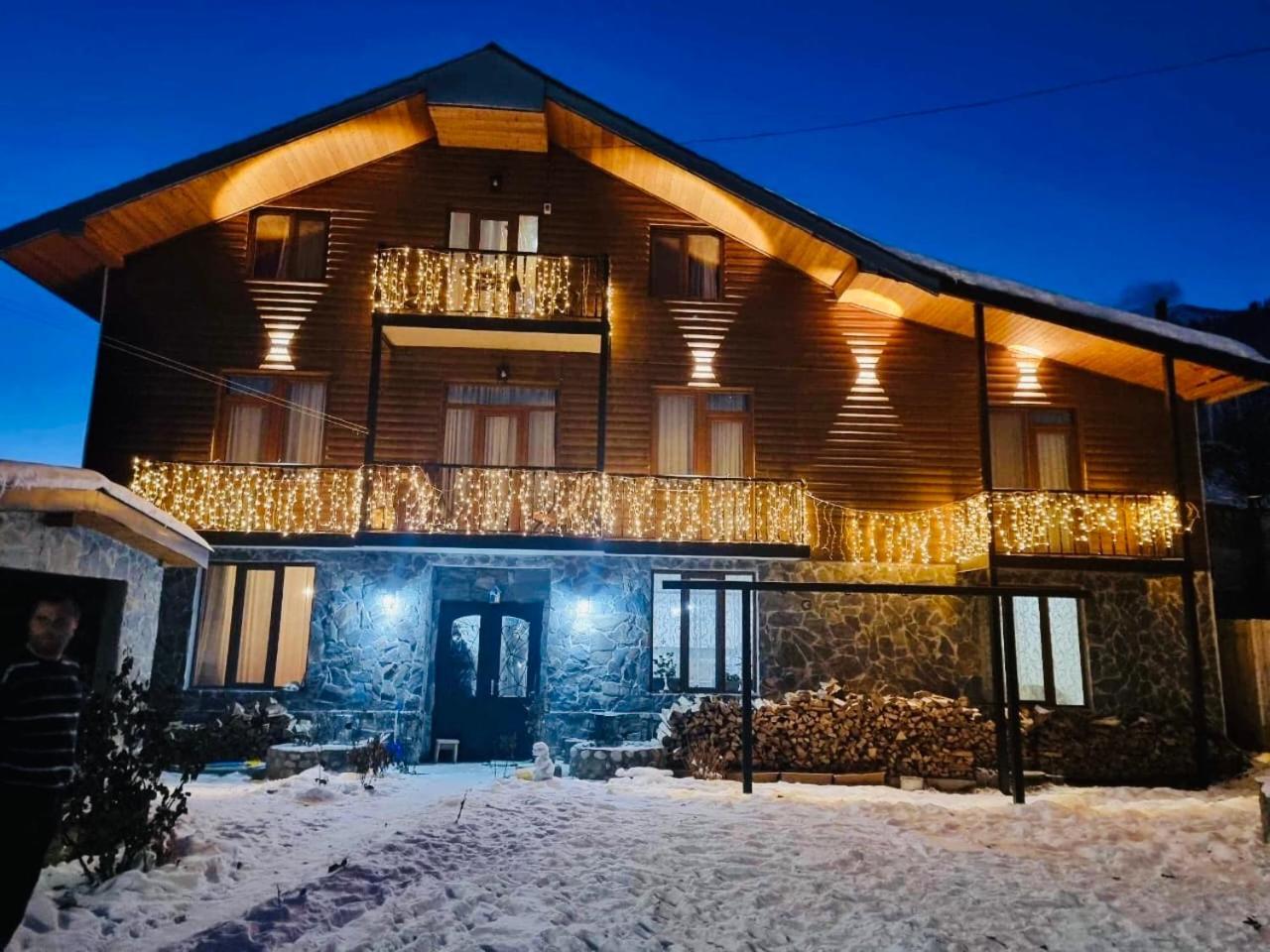 Manana Japaridze'S Guesthouse Mestia Eksteriør billede